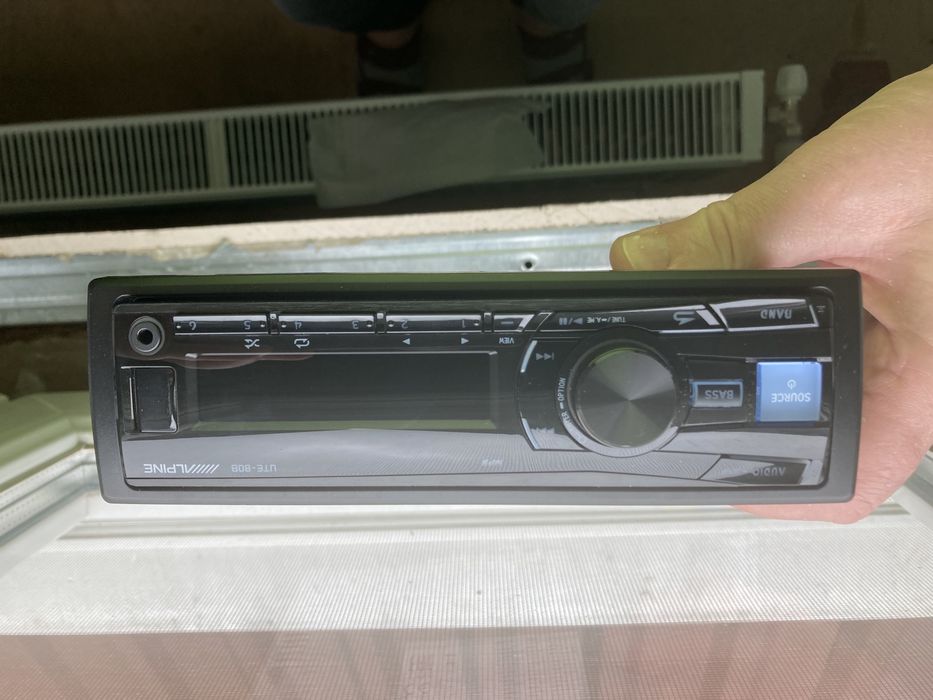 Автомагнитола Alpine + JBL коаксиальные динамики