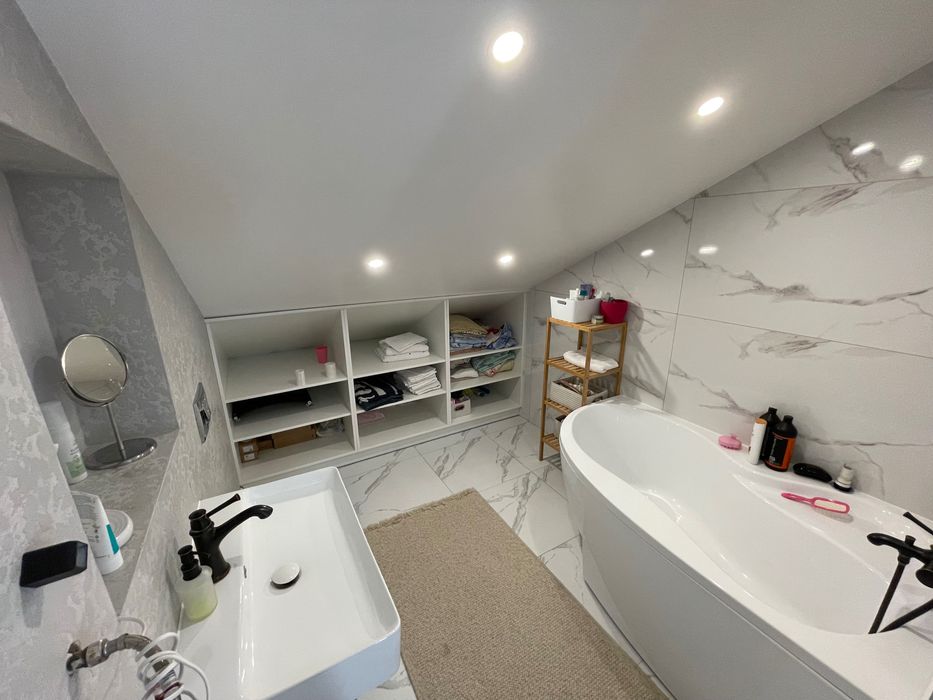 Дім с. Оболоння, Калуський р-н