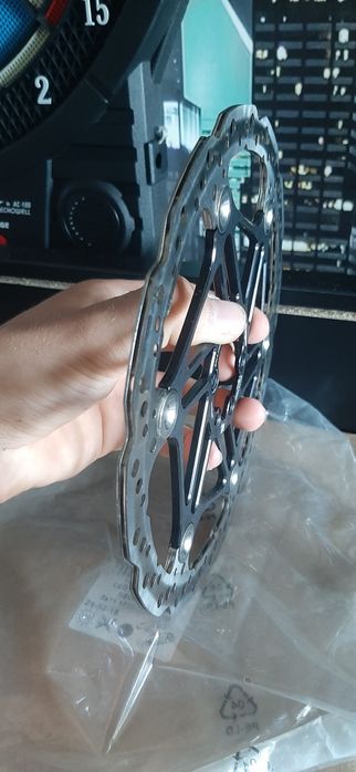 HOPE V4 203mm tarcza