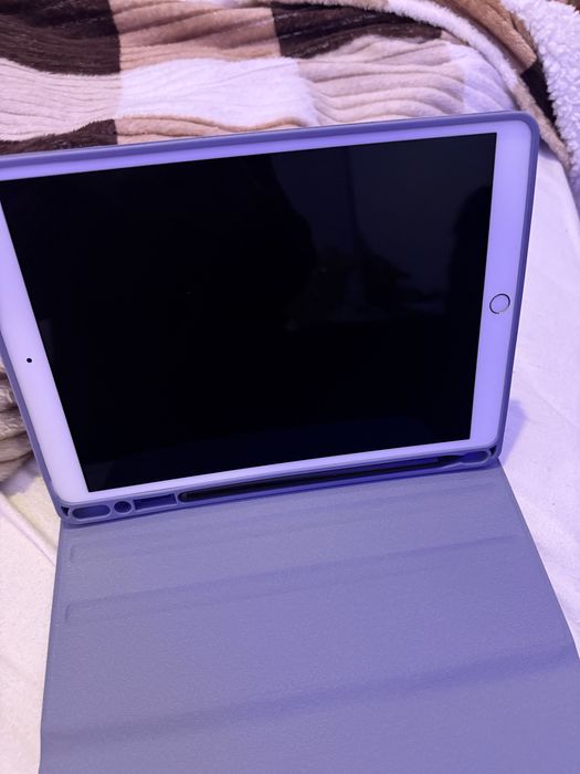 iPad Pro 10.5 em bom estado + capa e carregador