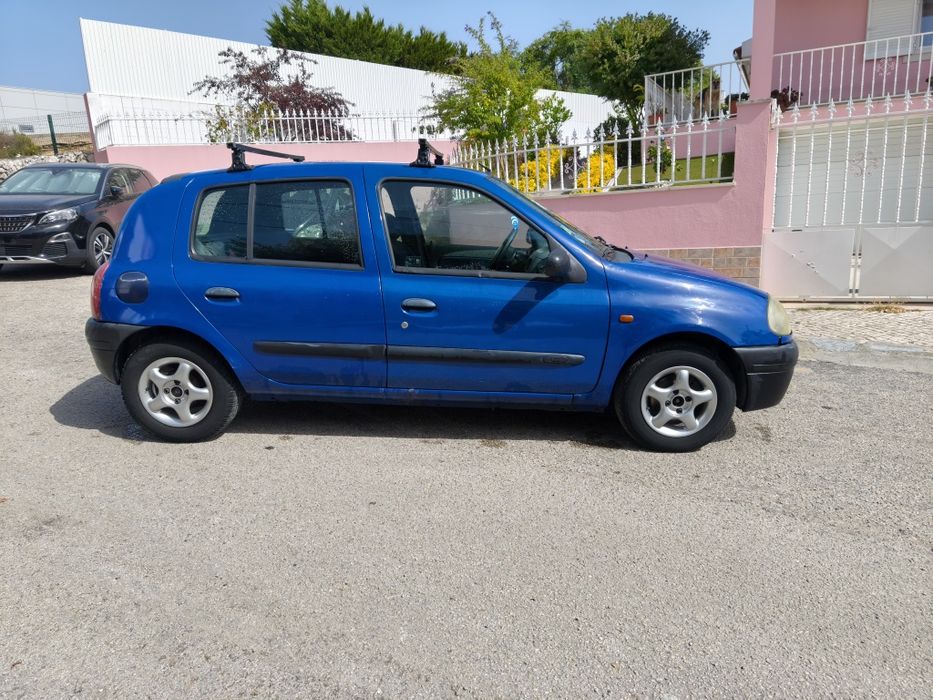 Renault Clio 1.2 16v 260.000klm