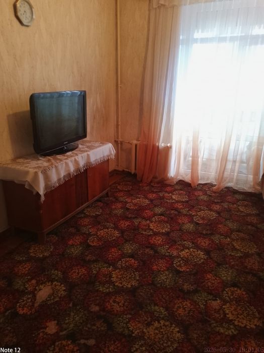 Сдам 2 КВ.по пр.Соборный (ост.пл.Запорожская)2/4.10000грн