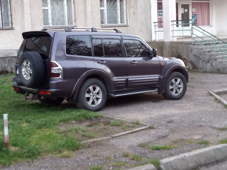 Міцубісі Паджеро