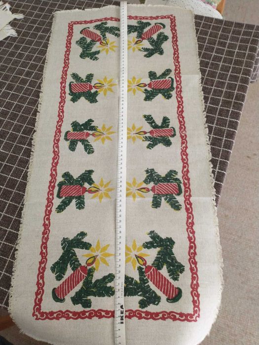 Lniany bieżnik świąteczny