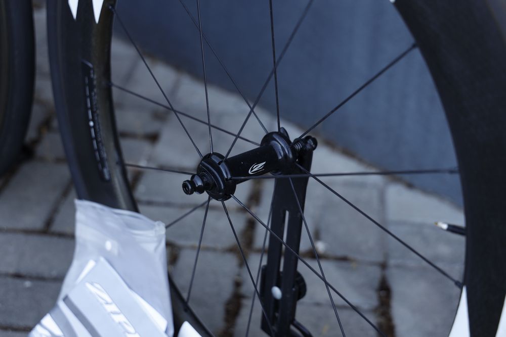 Disco lenticular ZIPP Super-9  + ZIPP 808 Firecrest Carbon | Excelente Estado