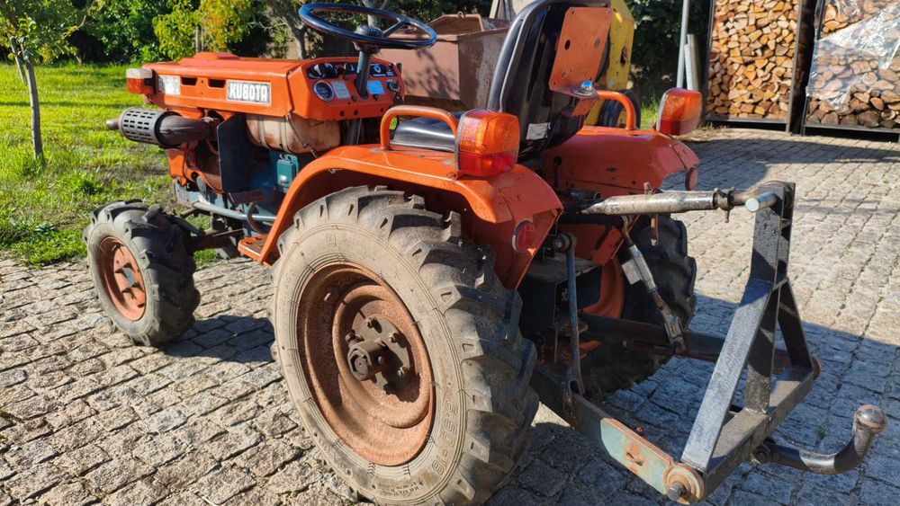 Trator kubota 4x4