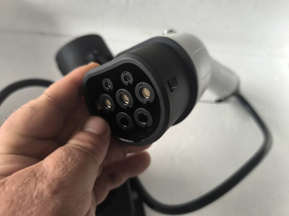 TYP2 V2L Adaptador