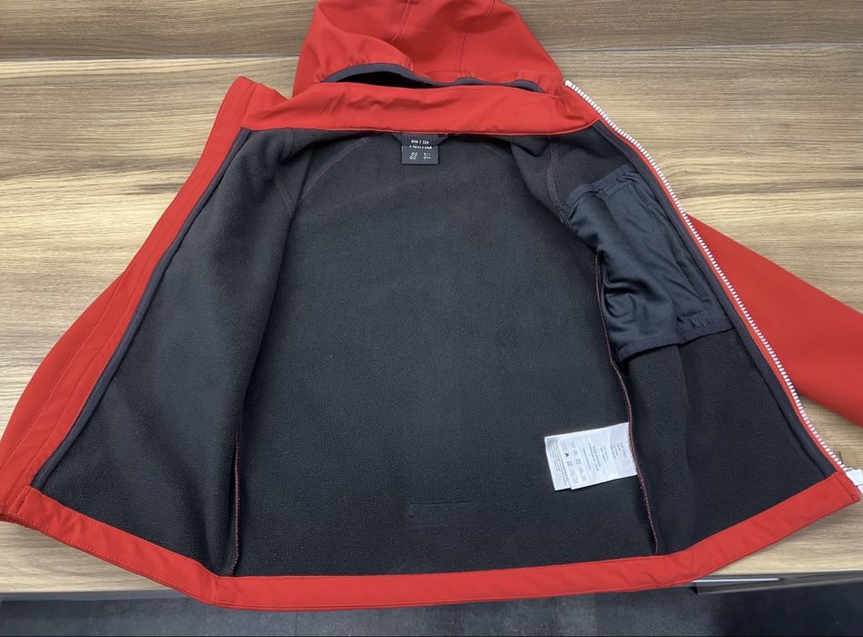 Reima куртка Softshell Vantti 116см червона