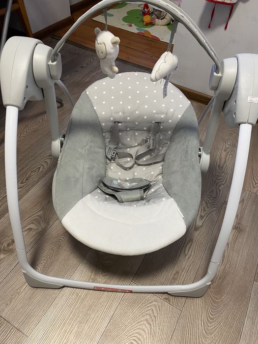 Крісло-гойдалка Ingenuity Comfort 2 Go – Cuddle Lamb