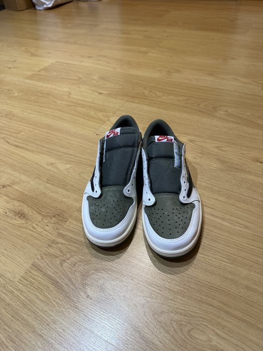 Travis Scott Medium Olive