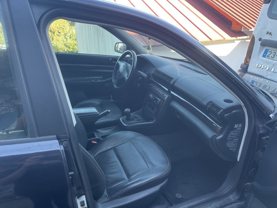 Audi A4 , muito bom