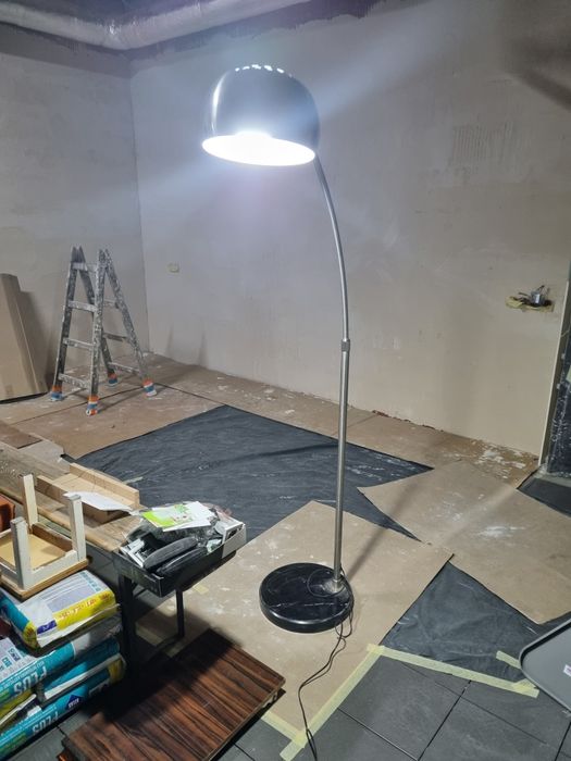 Lampa podłogowa 350 zl