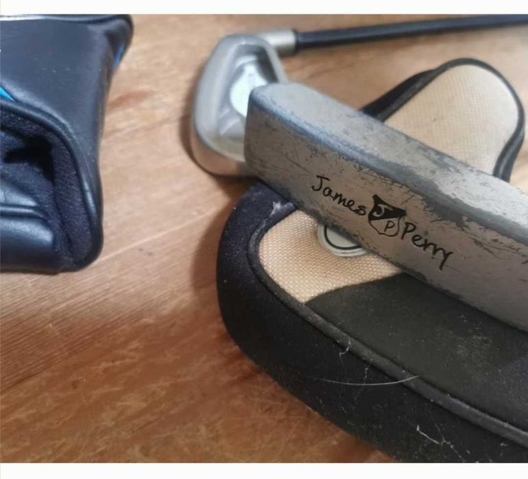 4 tacos de Golf, 2 sao Big Bertha