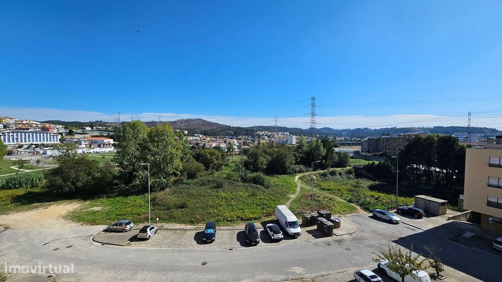 Apartamento T2+1 em Alfena, junto ao Parque Vale do Leça com garagem e