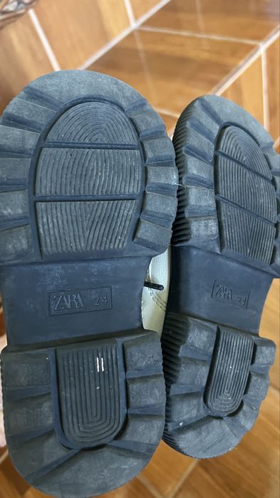 Дитячі шкіряні черевики zara