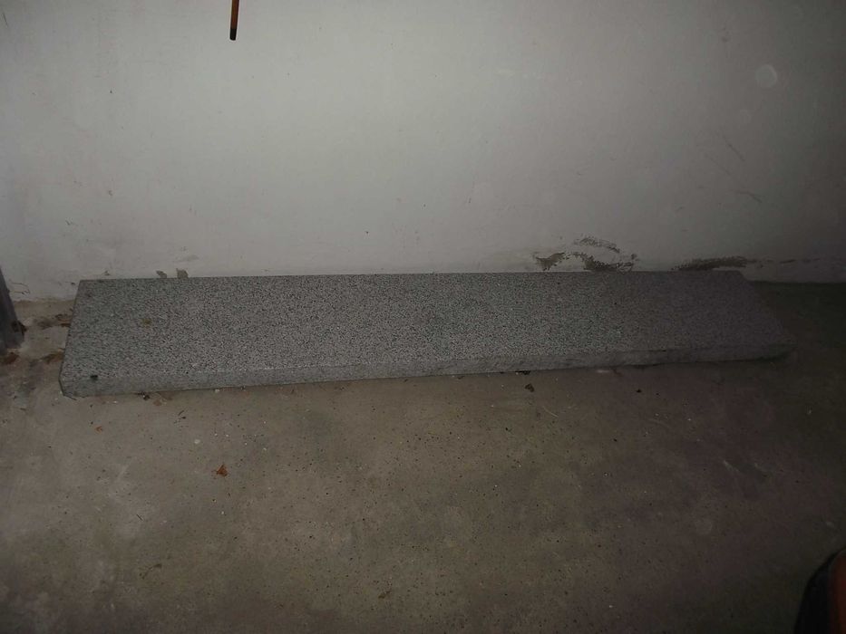 Stopień granitowy polerowany