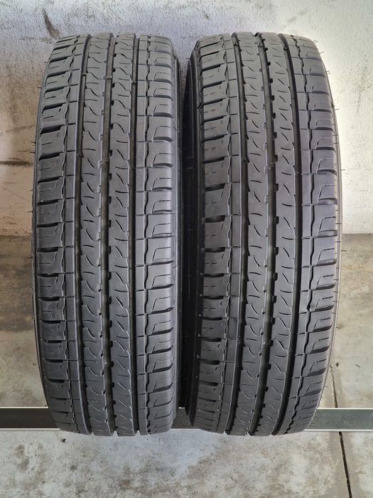 2 Pneus KLEBER 175/65R14C Semi Novos