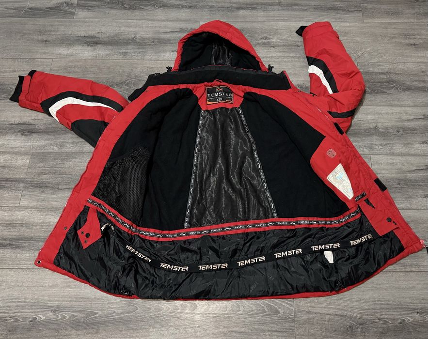 Чоловіча гірськолижна куртка