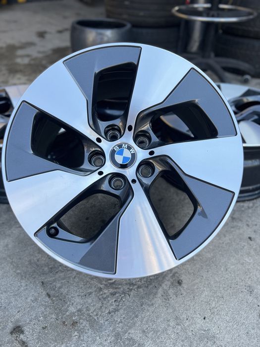 Диски R17 5 112 BMW Dia 66,6 7,5J Et27 Склад Осокорки RLX