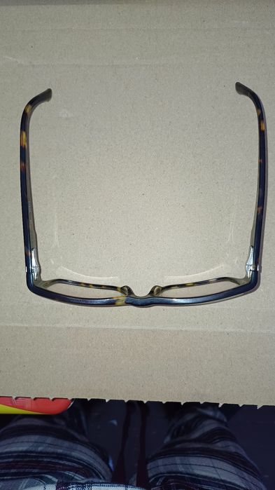 Armações de óculos da GUESS