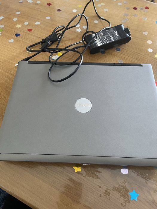 Ноутбук  «DELL“