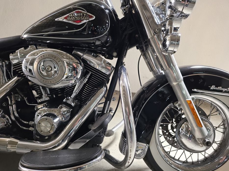Harley Davidson Heritage Softail Classic