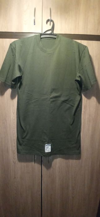 Продам футболку  хб