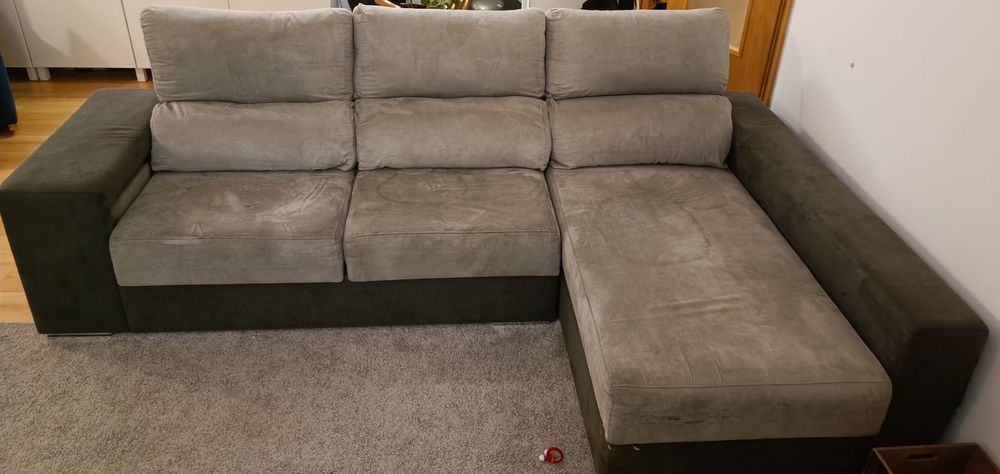 Sofá 3 lugares com chaise longue - OPORTUNIDADE