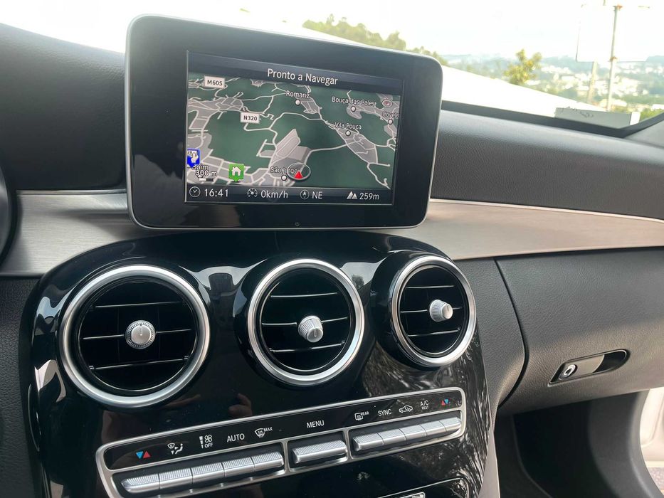 Mercedes C 220 4MATIC Station – Night Package + Extras