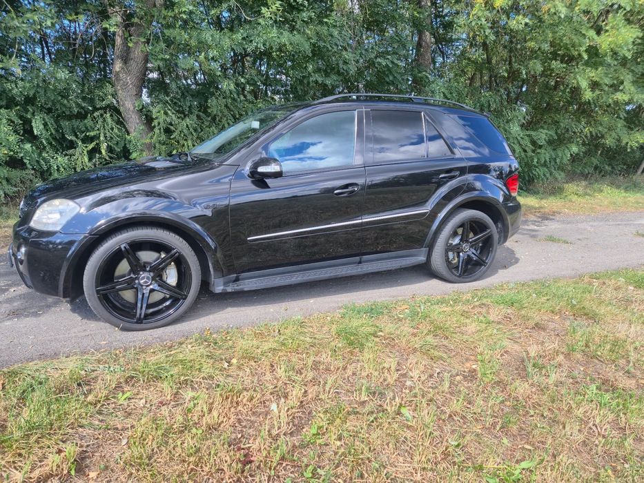 Mercedes-Benz ML Sprzedam Mercedesa ML AMG 63