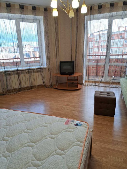 Здам квартиру  по вул.Зацепи 10