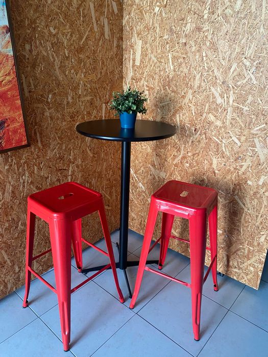 Mesa + Cadeiras altas