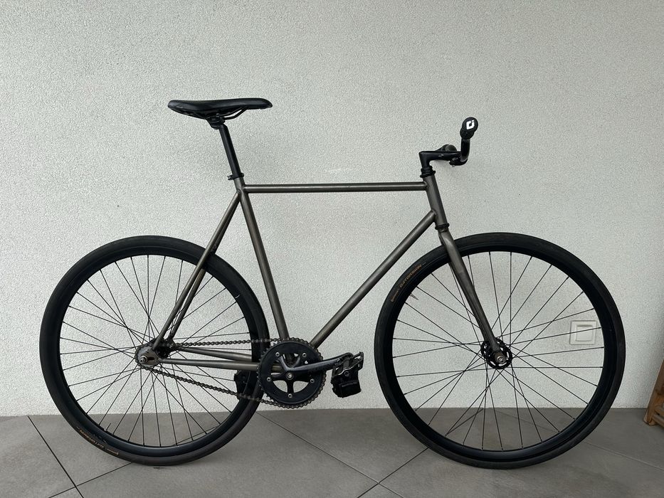Ostre koło fixed gear 58cm Wrocław Fabryczna •
