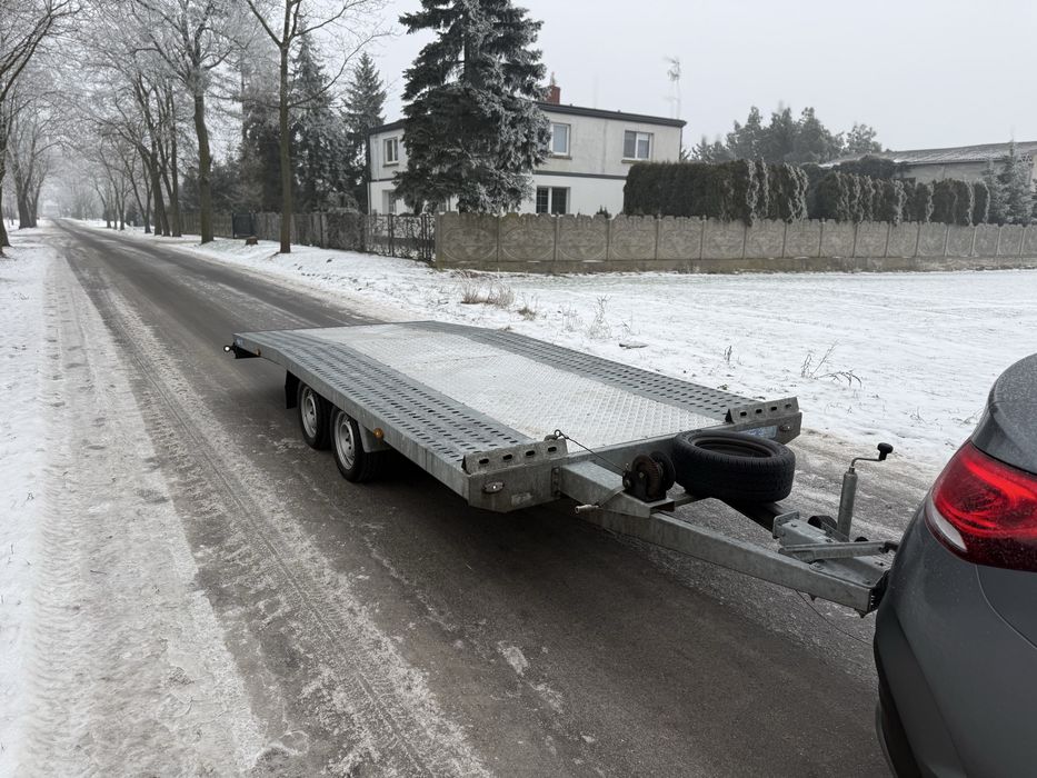 Wynajem przyczepy lawety wypozyczalnia przyczepki lawety