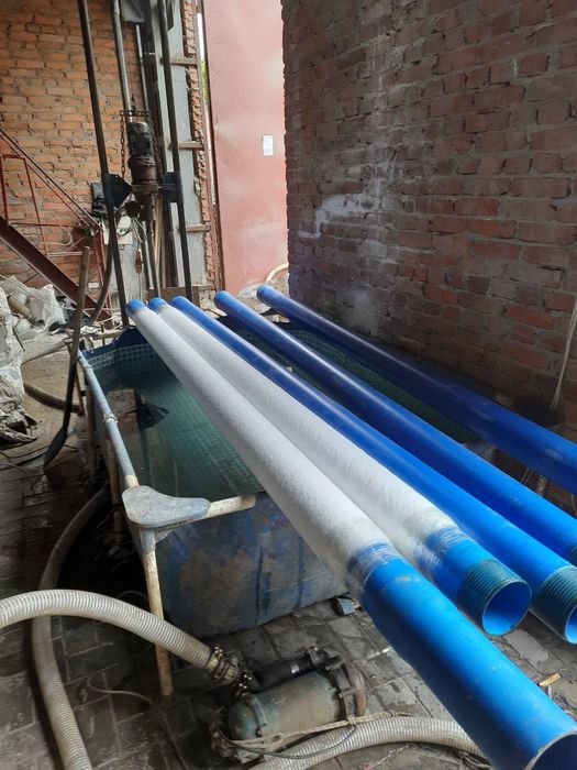 Бурение , чистка , ремонт скважин на воду .