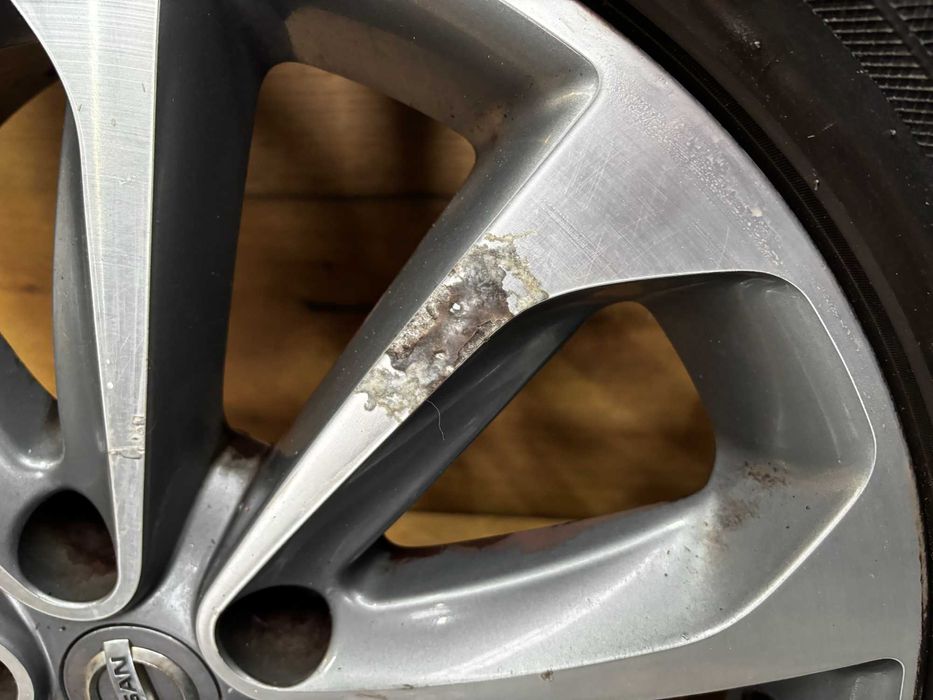 Koła komplet kół felgi Nissan Qashqai 215/55/R18