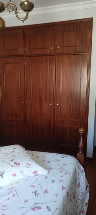 Quarto mobilado-- Alto da Maia -- Águas Santas