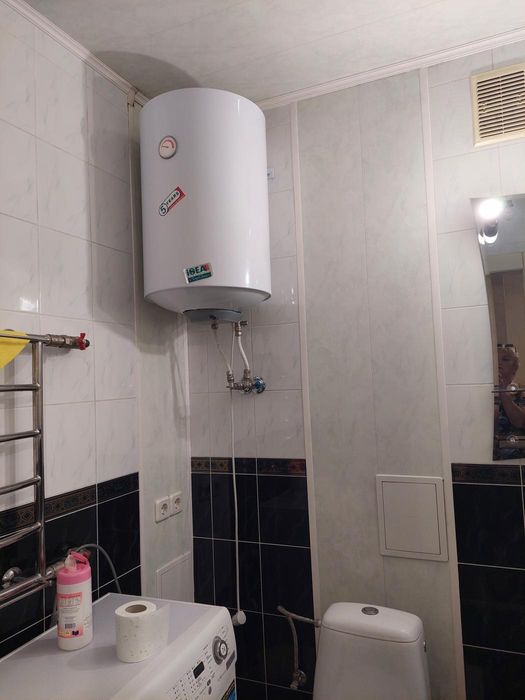 Продам сучасну 1 кімн. на Сонячному, 2 з 9 поверхів