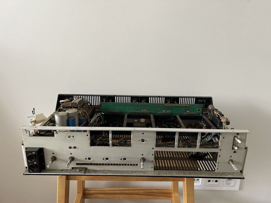 Amplituner Unitra Radmor 5102 pozostałości