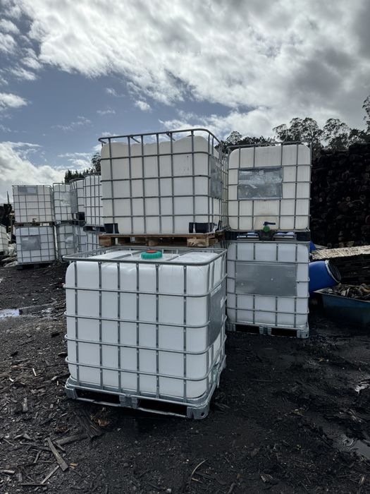 Vendo Depósitos 1000L usados em bom estado!