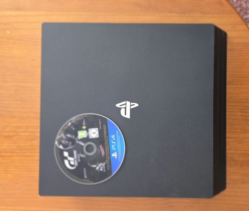 Playstation 4 Pro 1Tb