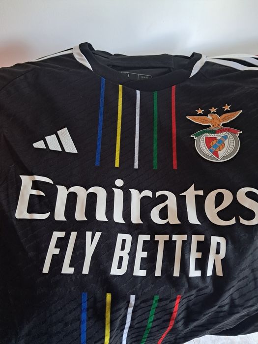 Camisola di maria sl benfica
