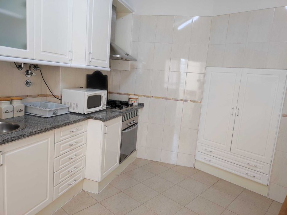 Quarto para Arrendar a Estudante