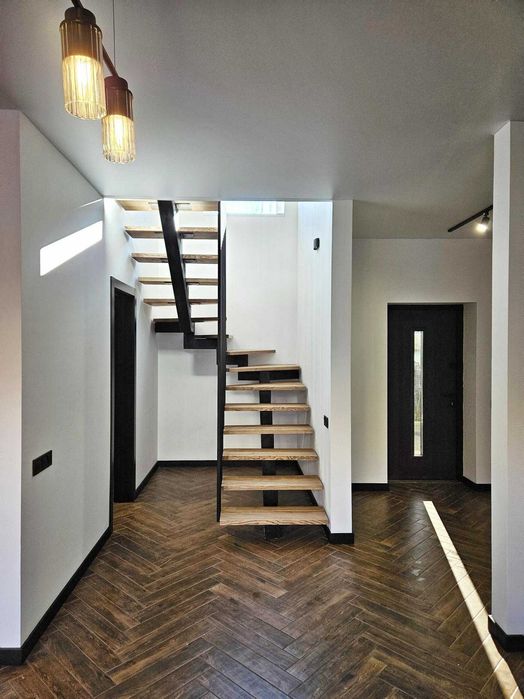 Продаж будинку, м. Пустомити