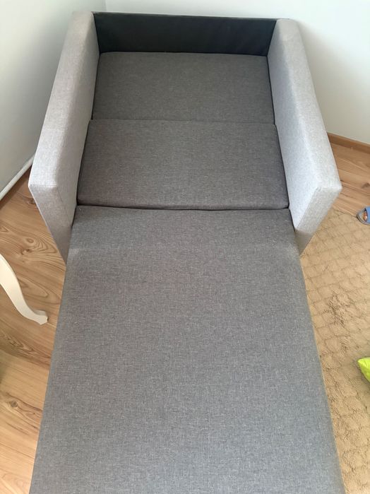 Sofa rozkladana.