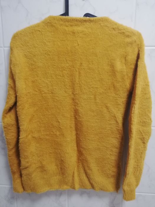 Sweter z perełkami