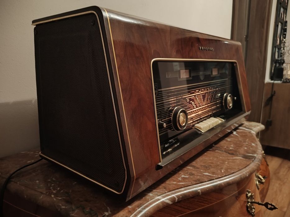 Radio lampowe Philips B5X74A FM 88-101 MHz