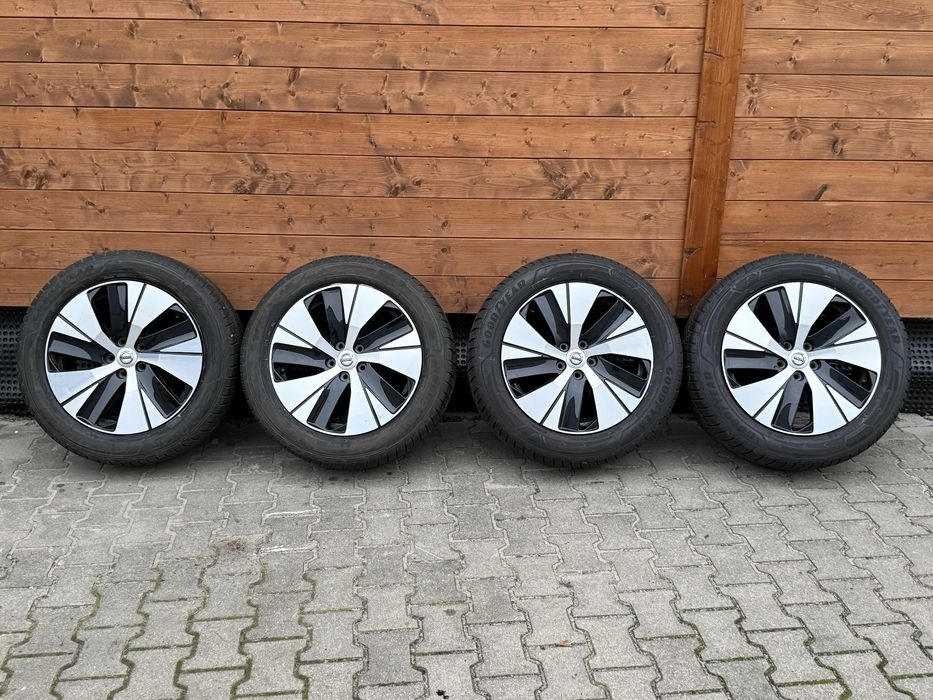 Koła zimowe 18” alufelgi Volvo XC40 + opony 235/55/18 Goodyear