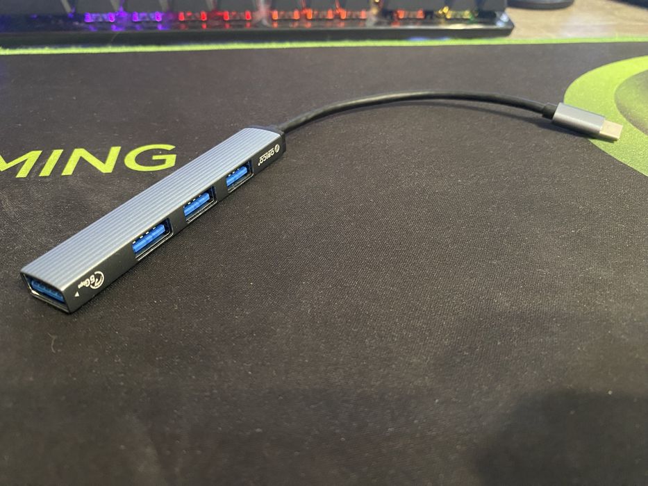 Перехідник Type-C на 4хUSB 3.0