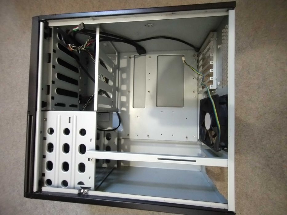 Корпус системного блока ПК